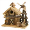 BARNYARD BIRDHOUSE